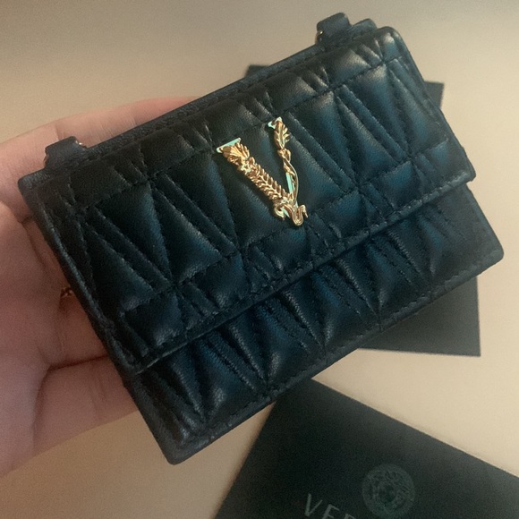 Sold ‼️‼️Versace Virtrus Nappa Leather Card Holder with Sling♥️ - Picture 14 of 17